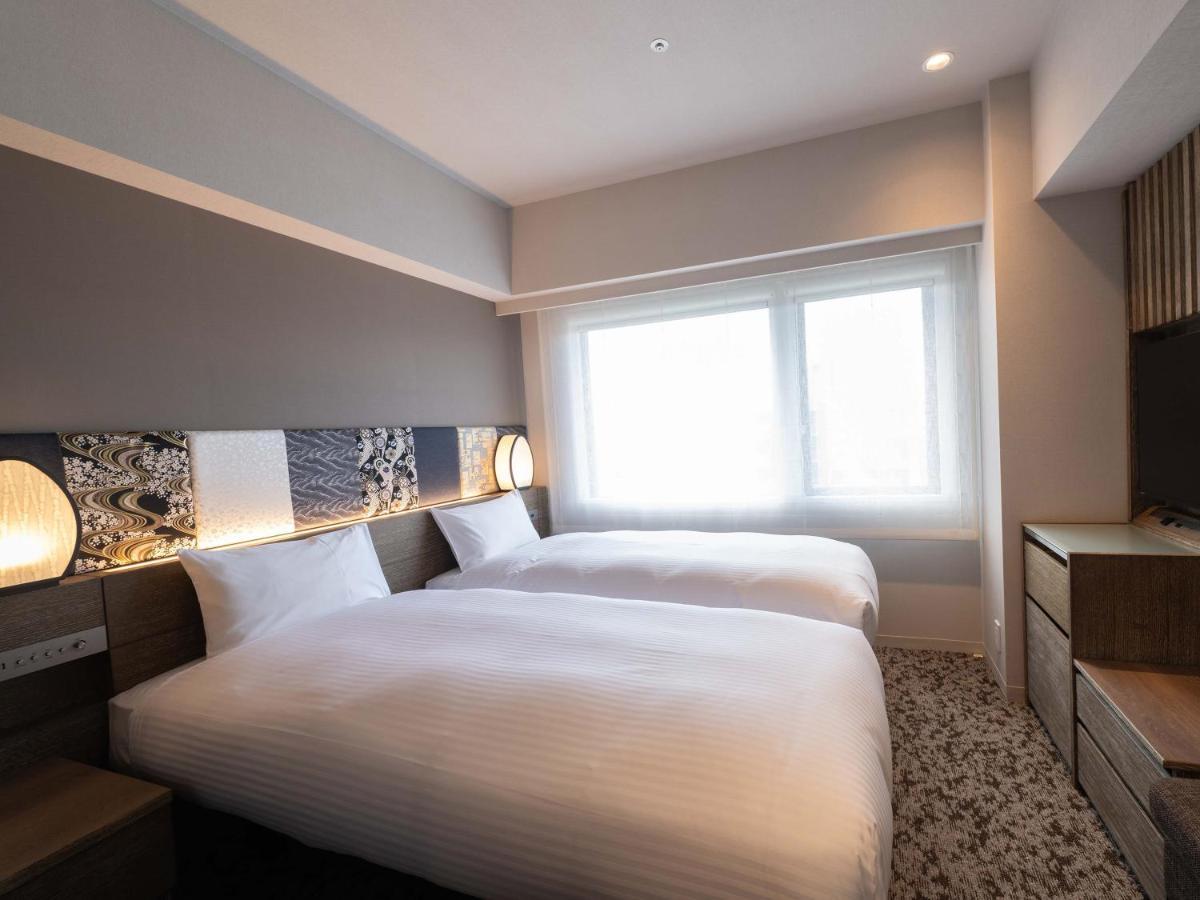 Hotel Insomnia Kyoto Oike Zewnętrze zdjęcie