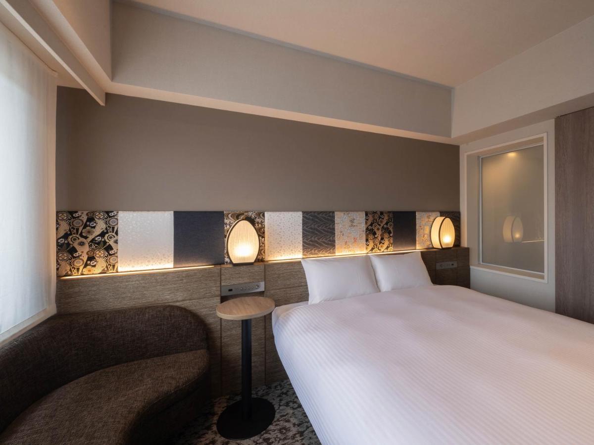 Hotel Insomnia Kyoto Oike Zewnętrze zdjęcie