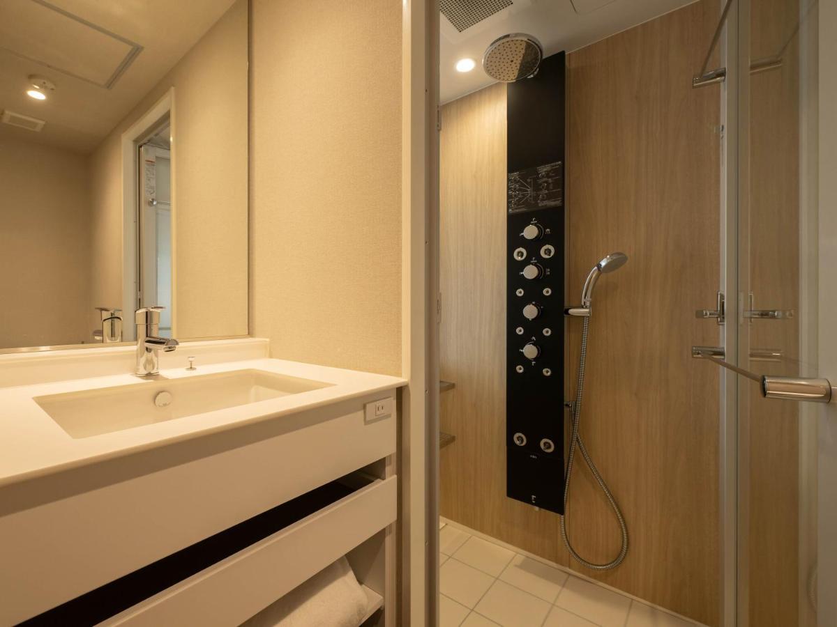 Hotel Insomnia Kyoto Oike Zewnętrze zdjęcie